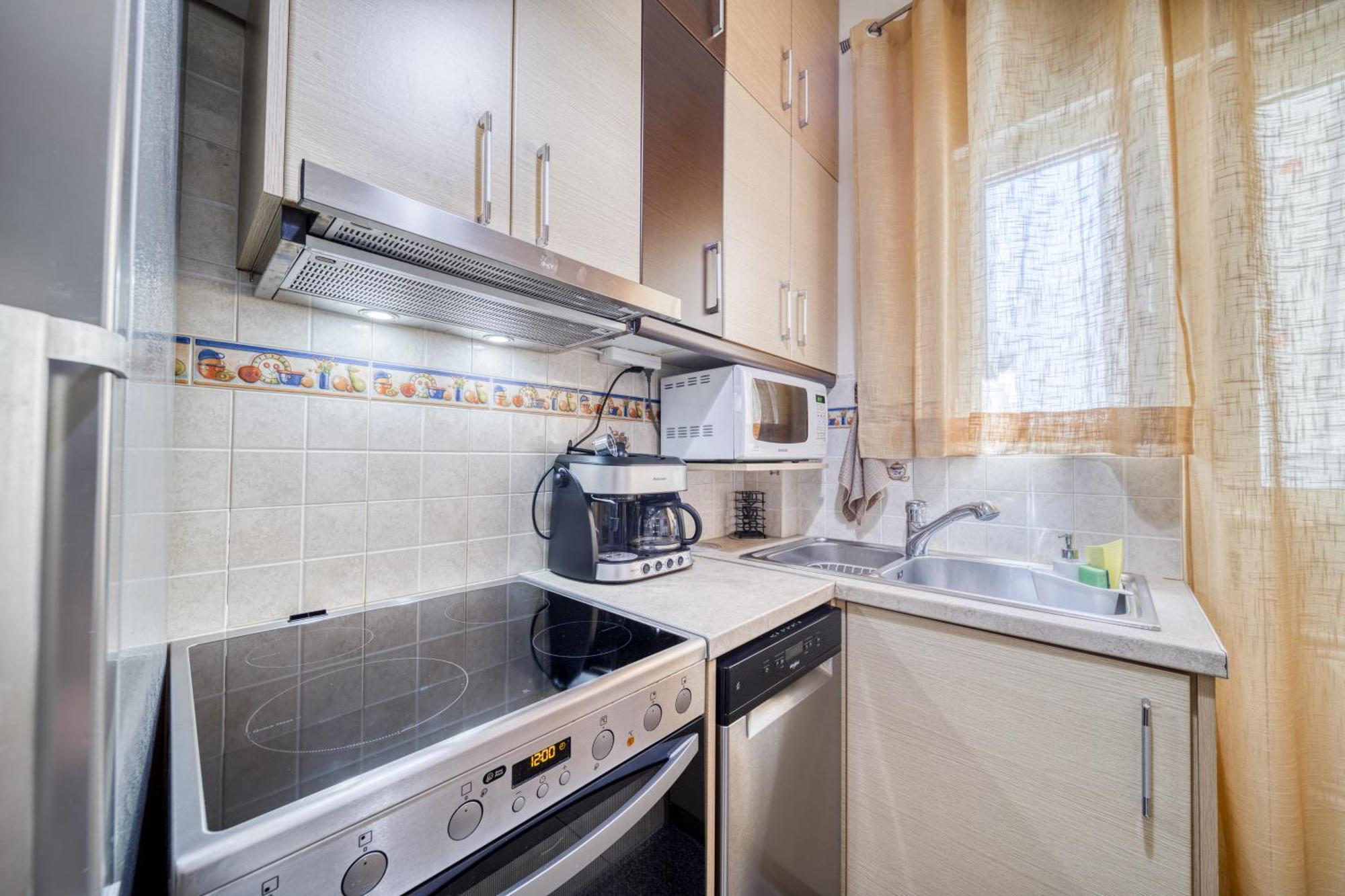 Manolias Apartment *